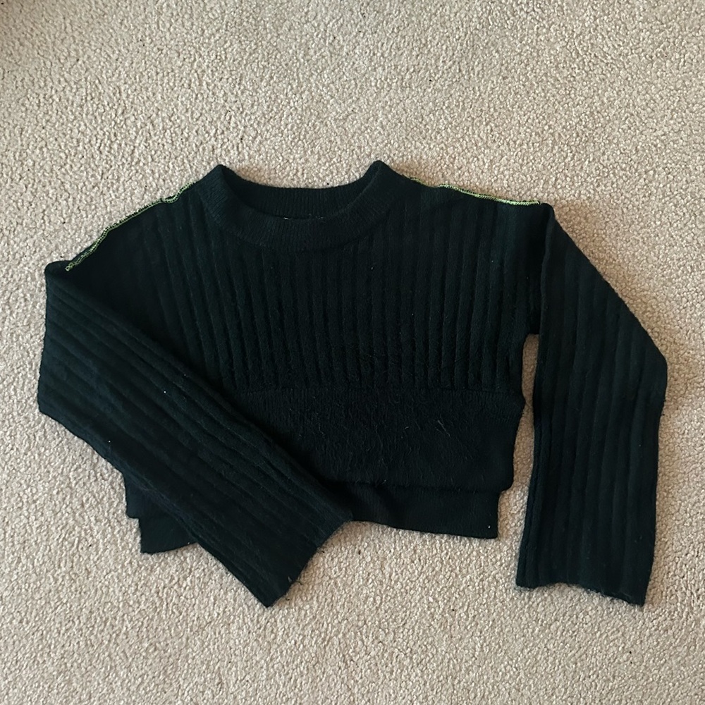 American threads cropped green sweater